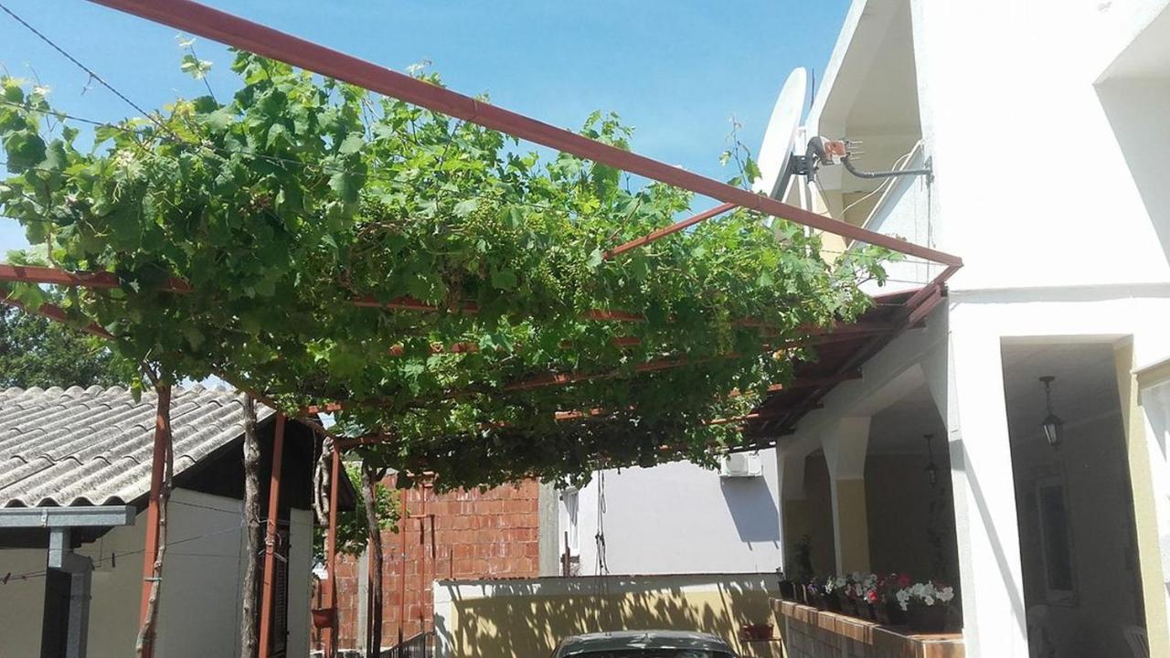 Apartments Avdic Сутоморе Екстериор снимка